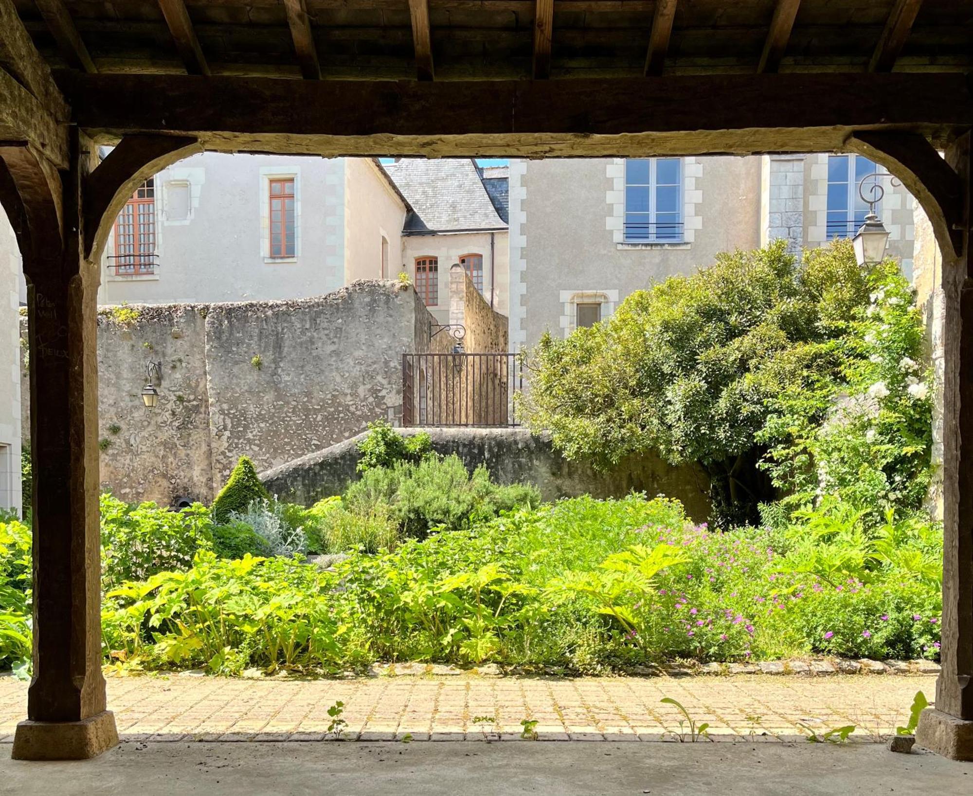 בלואה Chatel Rose - Historical Centre With Garden מראה חיצוני תמונה